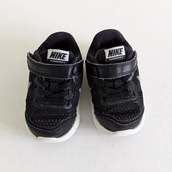 Nike Fusion Run 3 Sneakers Size 4C Black Gray 654154-002 Shoes - Picture 2 of 8